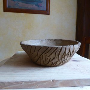 Bol “Écorce” – Terre brute sculptée à la main