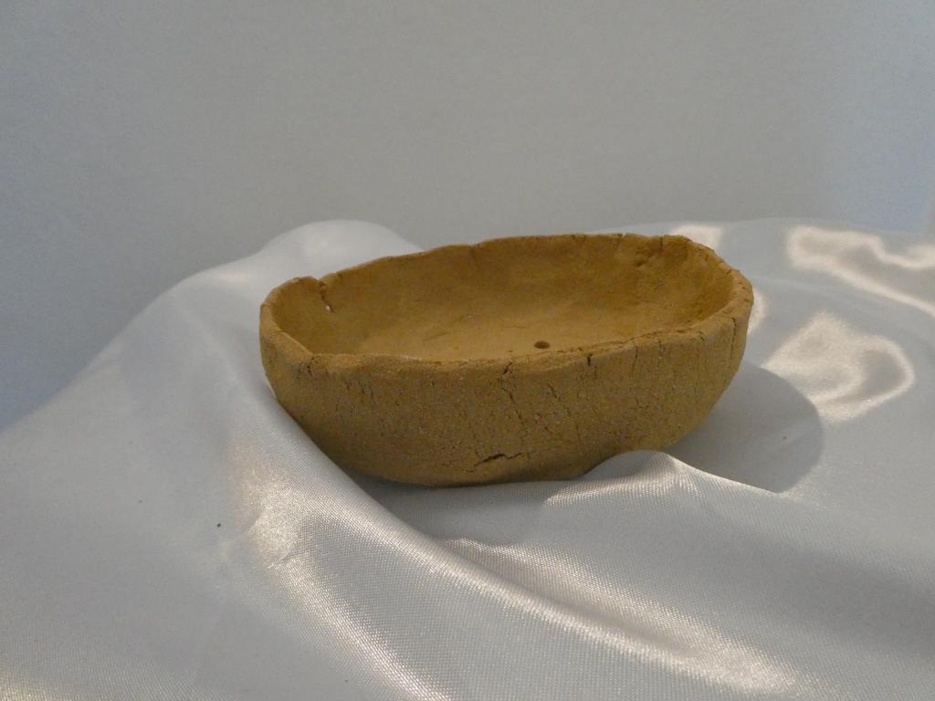 Petit Vase Ovale en Grès Beige pour Bonsaï – Image 3